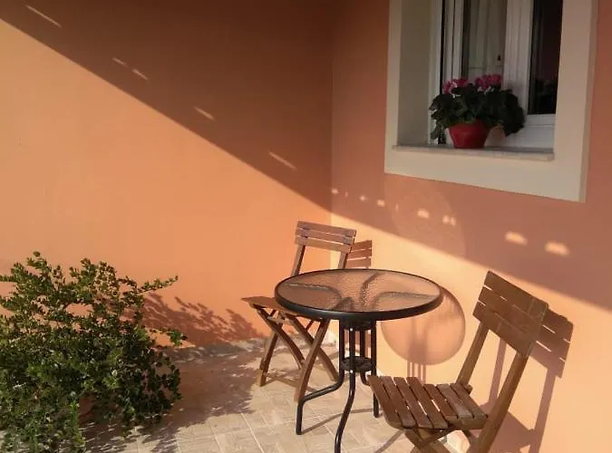 Ferienhaus Lonelia's Family Homes *